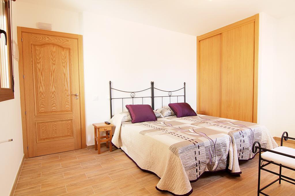 Hostal Yessy Candeleda Room photo